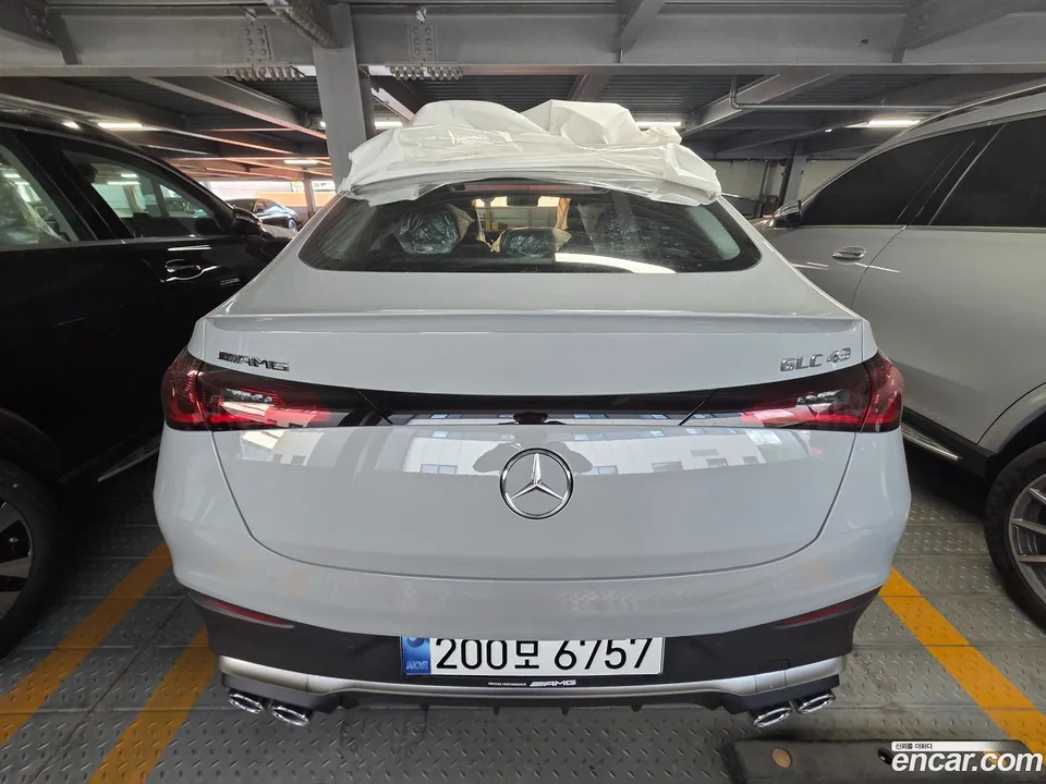Mercedes-Benz GLC-Class AMG GLC43 4MATIC 2026 — миниатюра 4