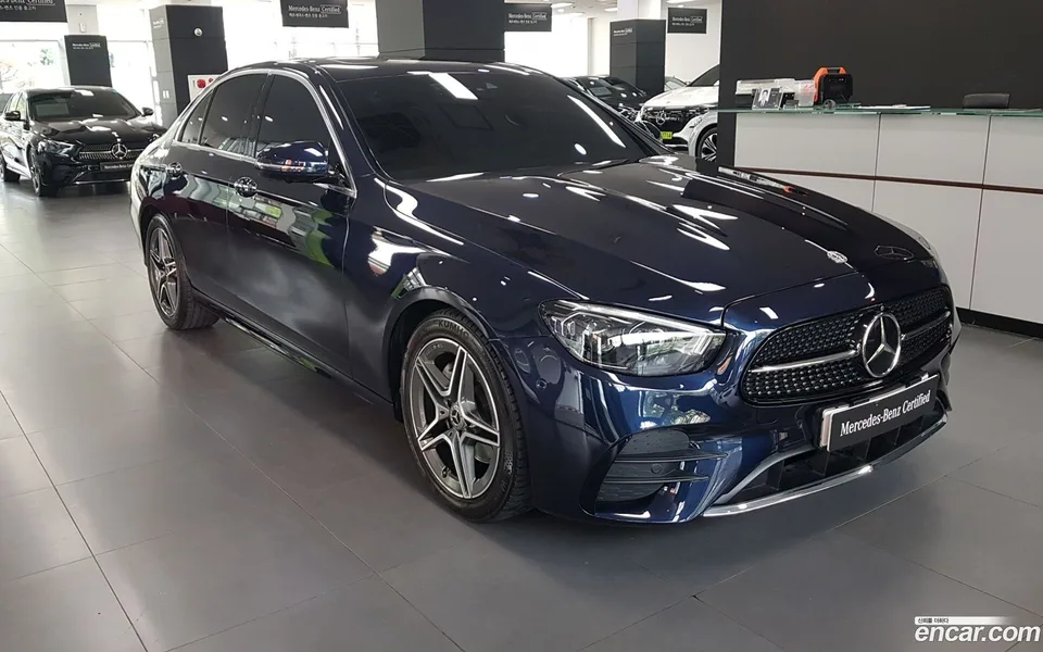 Mercedes-Benz E-Class E250 AMG Line 2023 — миниатюра 3