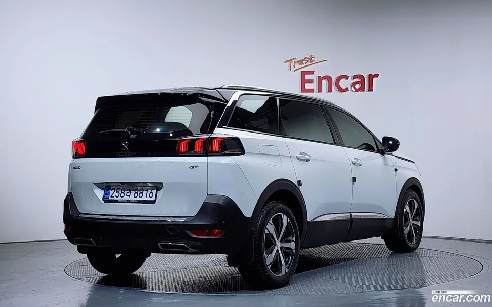 Peugeot 5008 1.5 BlueHDi GT 2022 — миниатюра 2