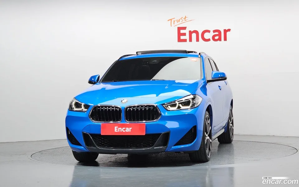 BMW X2 xDrive20i M 2022 — миниатюра 3