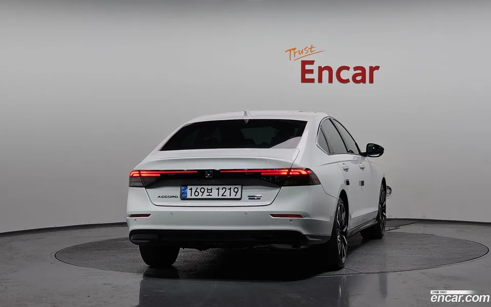 Honda Accord 2.0 2024 — миниатюра 4