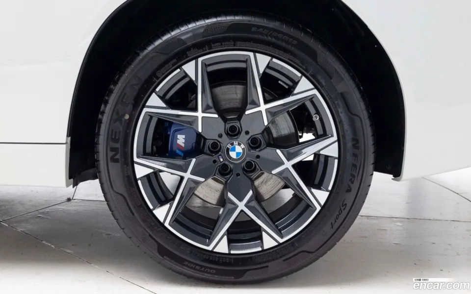 BMW X3 xDrive 20 M 2025 — миниатюра 2
