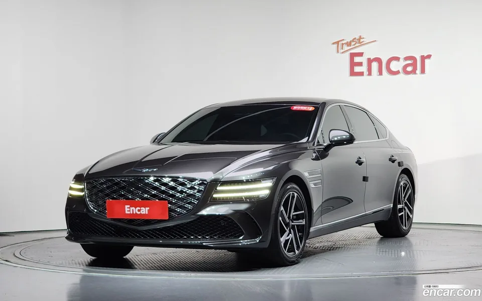 Genesis G80 2.5 2WD 2025 — фото 1, купить с доставкой в Москву