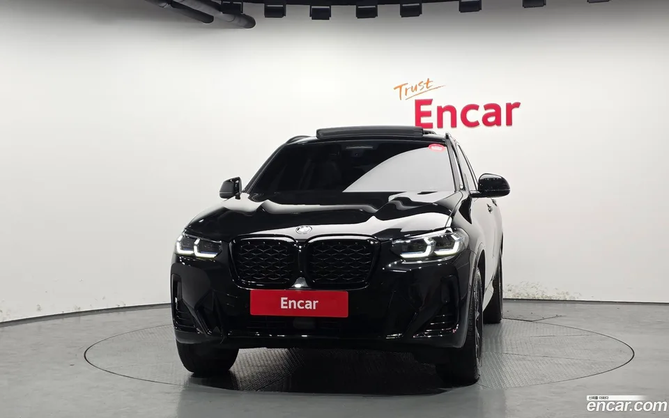 BMW X4 xDrive20i M 2022 — миниатюра 3