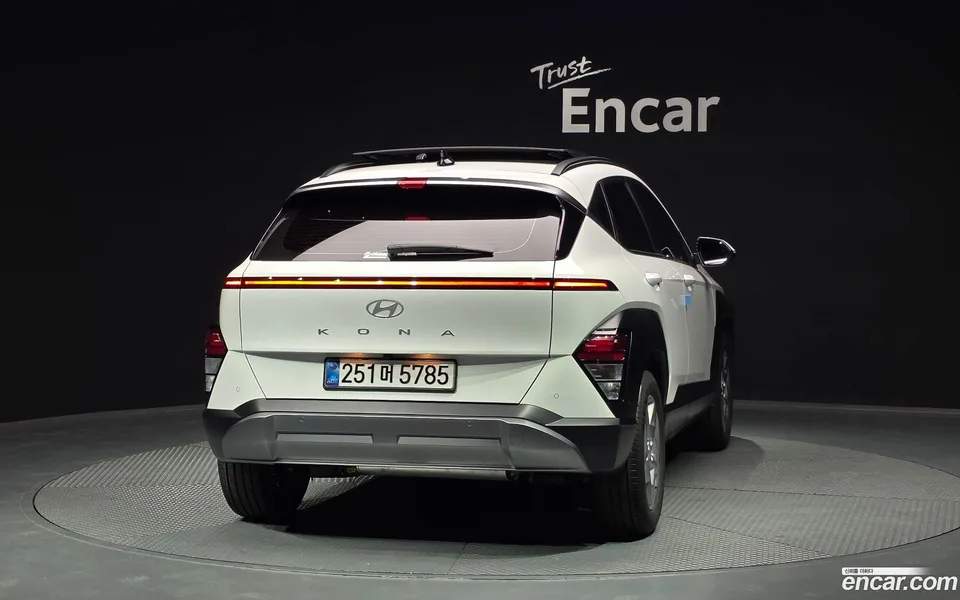 Hyundai Kona Hybrid 2025 — миниатюра 4