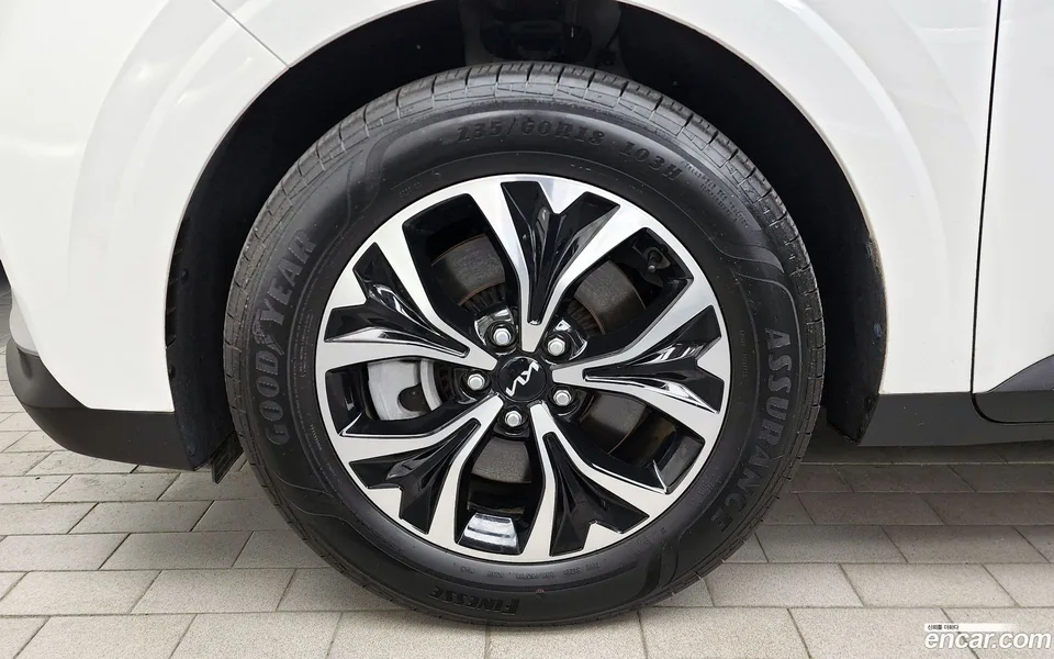 Kia Carnival 9 2023 — миниатюра 5
