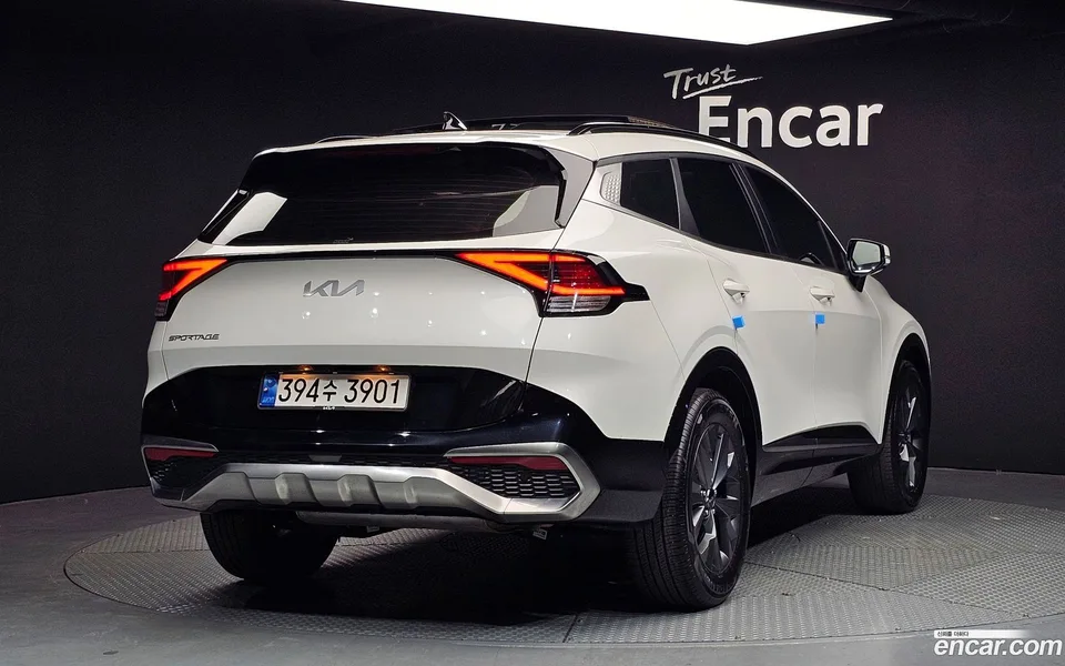 Kia Sportage 1.6 2WD 2023 — миниатюра 2
