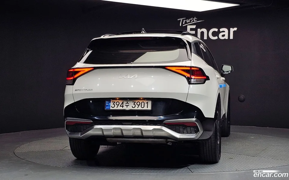 Kia Sportage 1.6 2WD 2023 — миниатюра 4