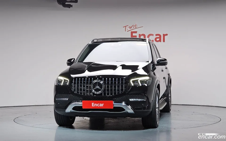 Mercedes-Benz GLE-Class GLE300d 4MATIC 2023 — миниатюра 3