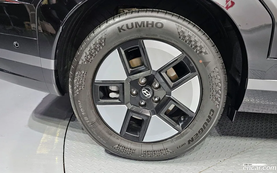 Hyundai SantaFe HEV 1.6 2WD 2024 — миниатюра 5