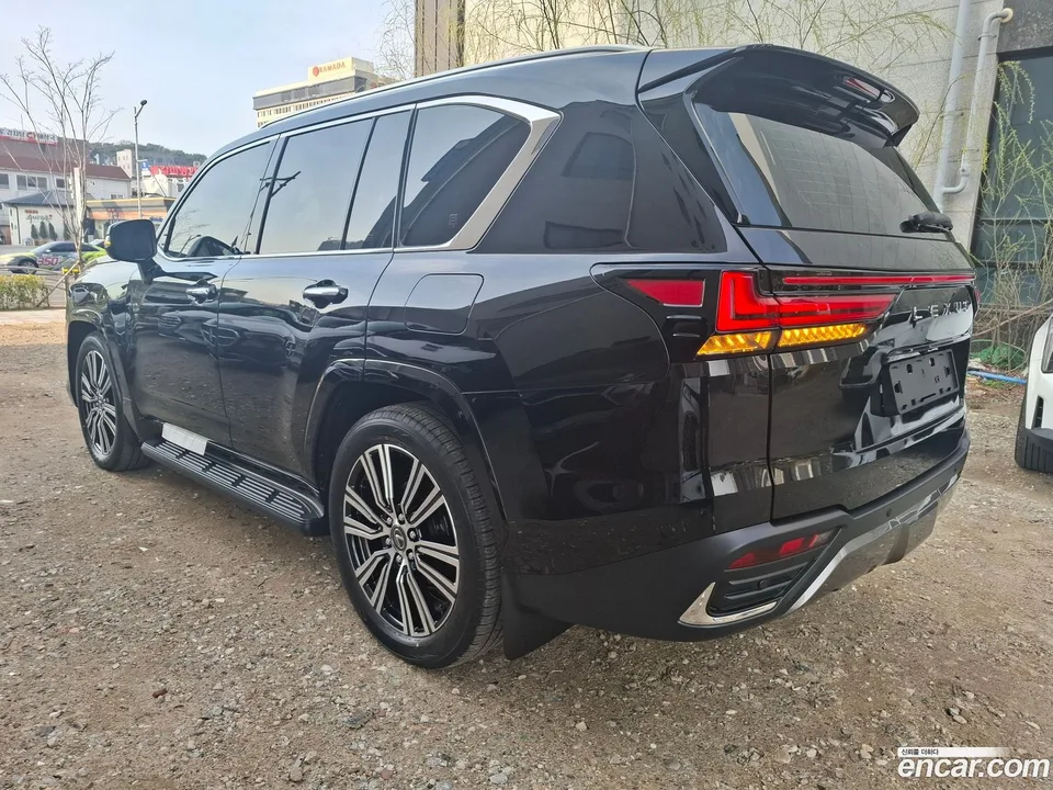 Lexus LX 700h 2026 — миниатюра 3