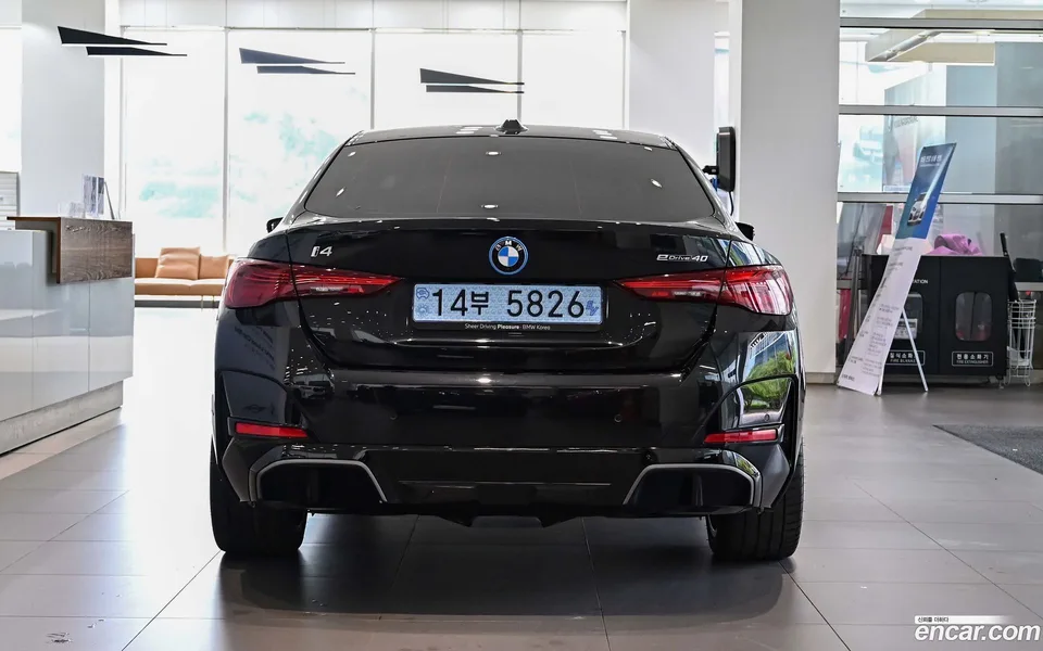 BMW i4 eDrive40 M 2025 — миниатюра 4