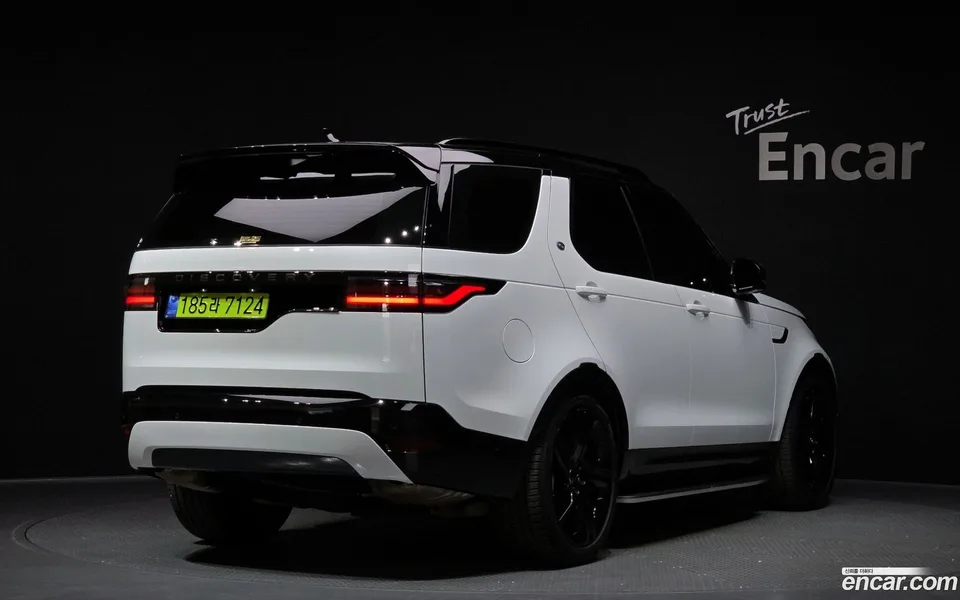 Land Rover Discovery D350 HSE 2025 — миниатюра 2