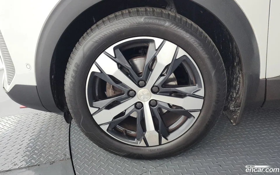 Peugeot 5008 1.5 BlueHDi GT 2022 — миниатюра 5