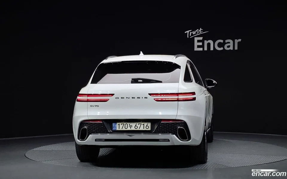 Genesis GV70 2.5T 2WD 2022 — миниатюра 4