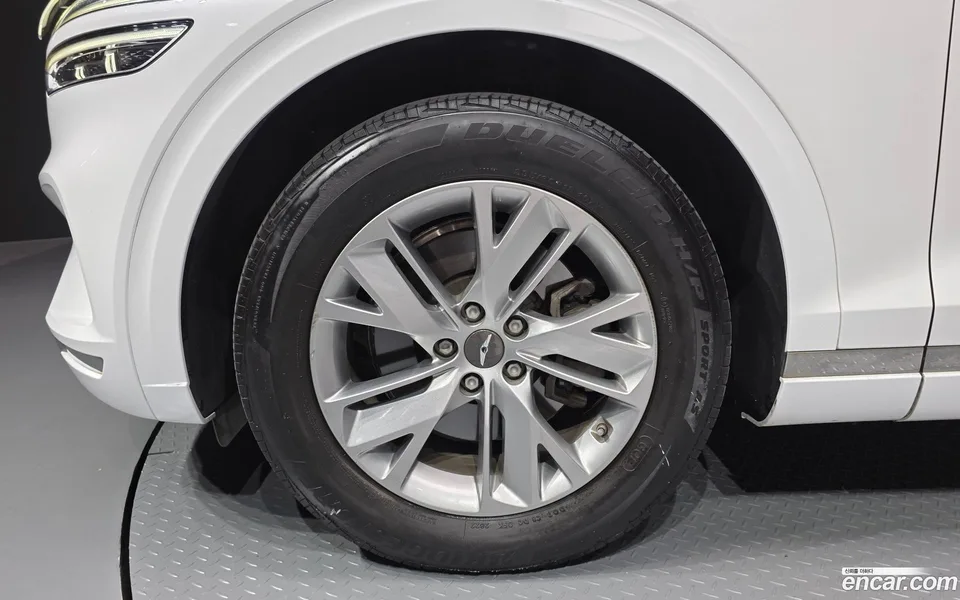 Genesis GV70 2.5T 2WD 2022 — миниатюра 5