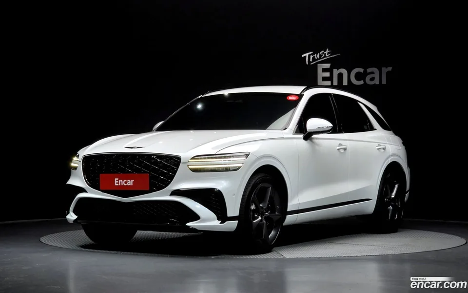 Genesis GV70 2.5T AWD 2024 — фото 1, купить с доставкой в Москву