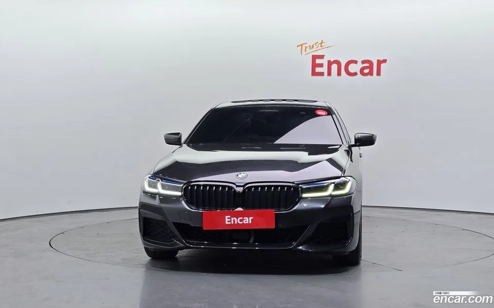 BMW 5 Series 530i M 2022 — миниатюра 3