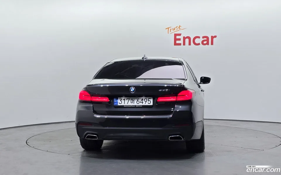 BMW 5 Series 530i M 2022 — миниатюра 4