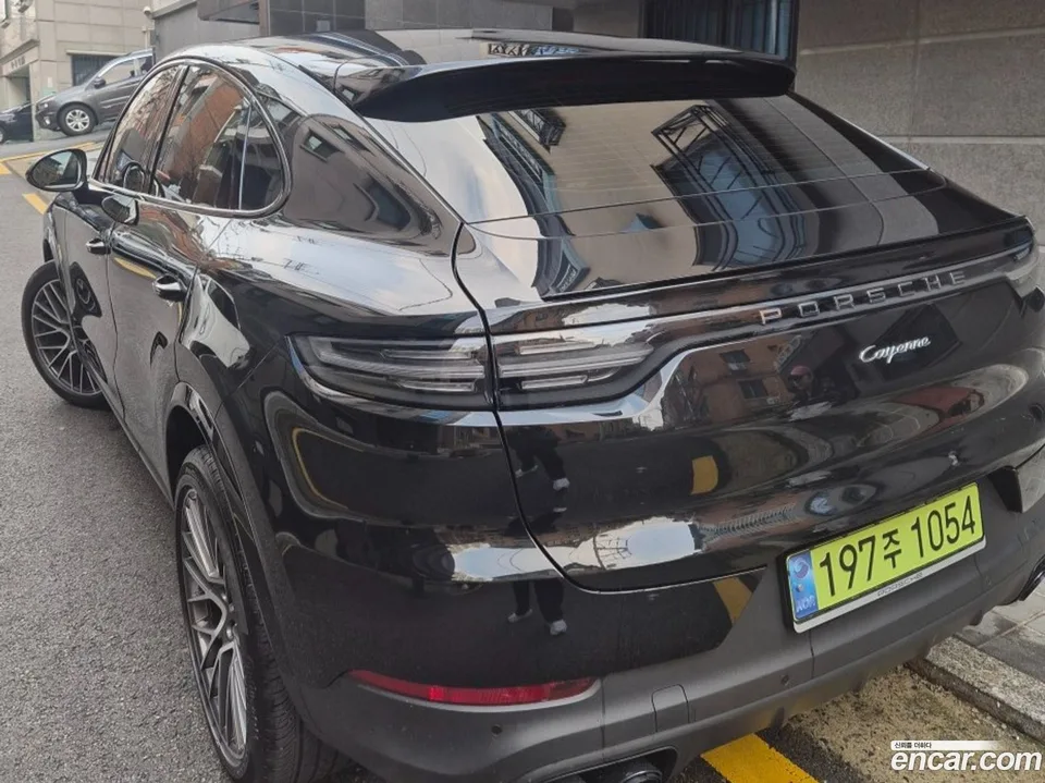 Porsche Cayenne 3.0 2023 — миниатюра 3