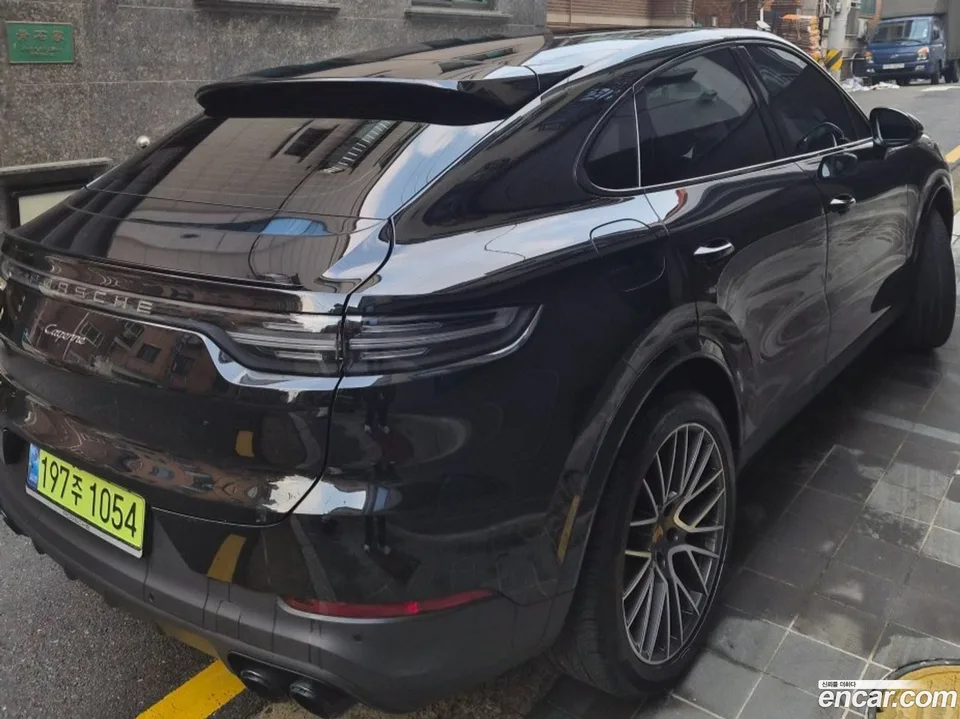 Porsche Cayenne 3.0 2023 — миниатюра 5