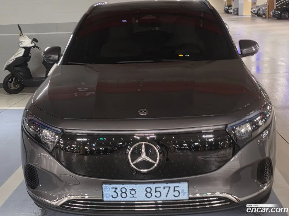 Mercedes-Benz EQA EQA250 2025 — фото 1, купить с доставкой в Москву