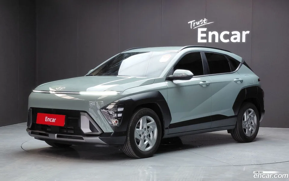 Hyundai Kona 1.6 4WD 2023 — фото 1, купить с доставкой в Москву