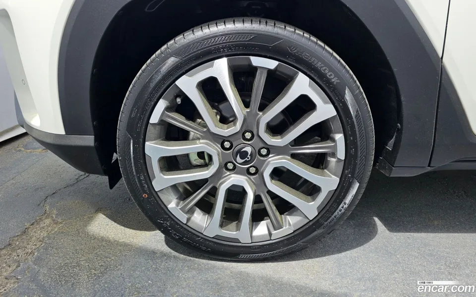 KG Mobility Torres 1.5 2WD 2023 — миниатюра 5