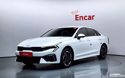 Kia K5 2024 купить в Москве