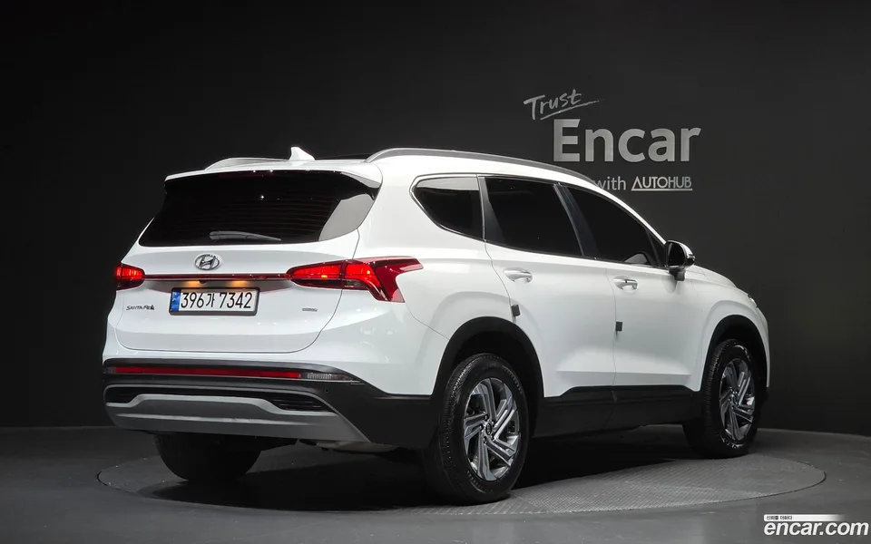 Hyundai SantaFe 2.2 4WD 2023 — миниатюра 2