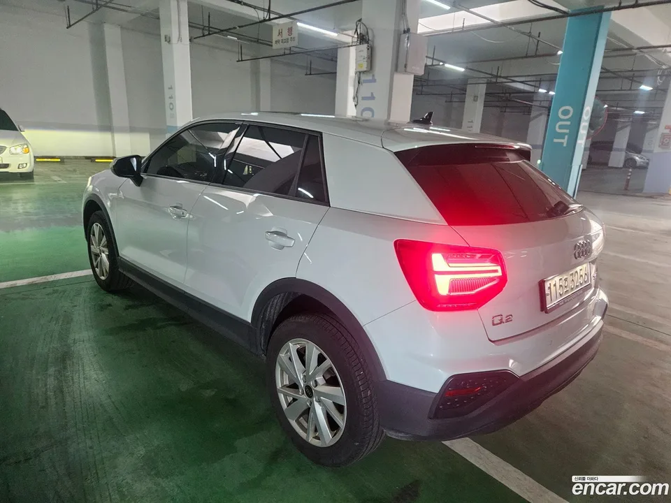 Audi Q2 35 TDI 2023 — миниатюра 2