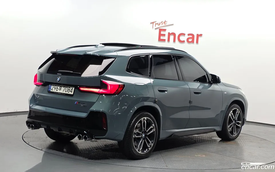 BMW X1 M35i xDrive 2024 — миниатюра 2