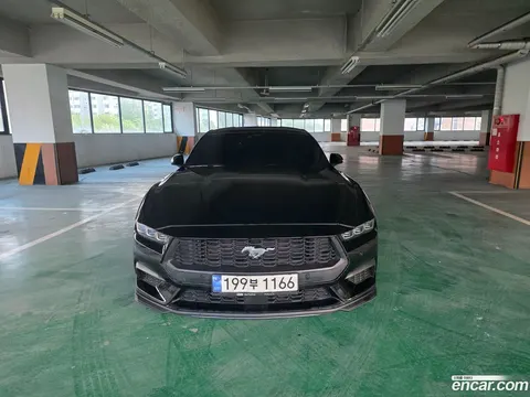 Ford Mustang 2025 buy in Moscow