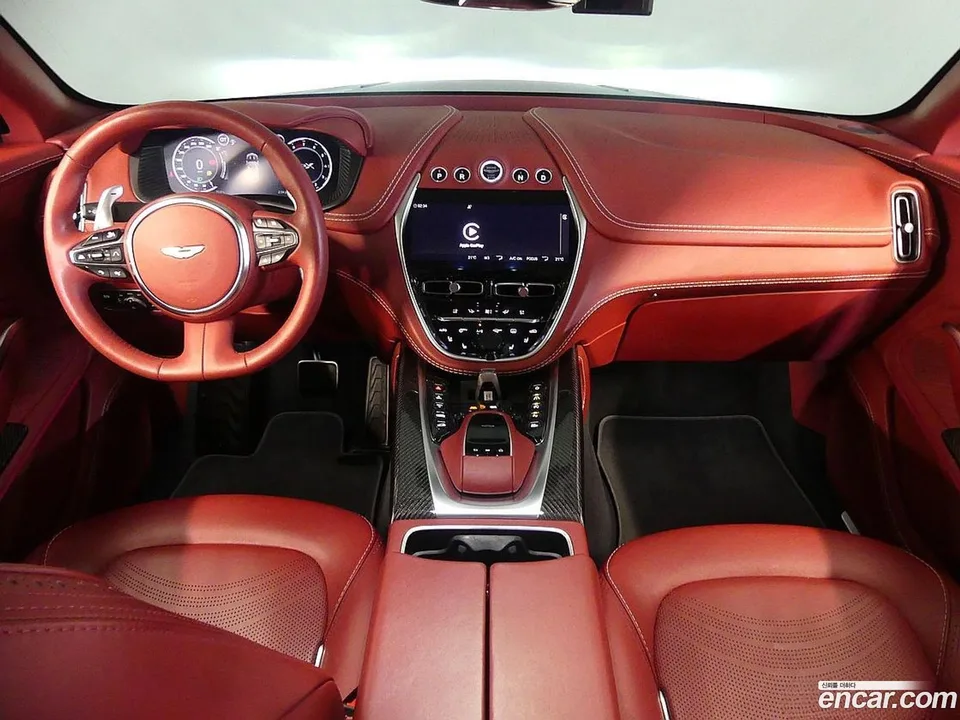 Aston Martin DBX 4.0 V8 2022 — миниатюра 4