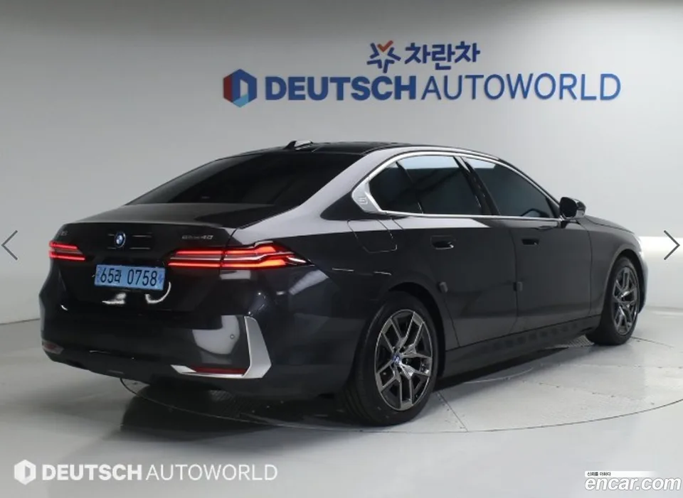 BMW i5 eDrive 40 2024 — миниатюра 2