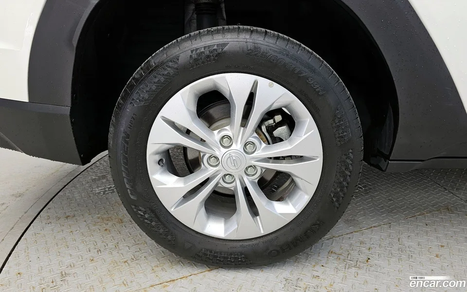 KG Mobility Torres 1.5 2WD 2022 — миниатюра 5