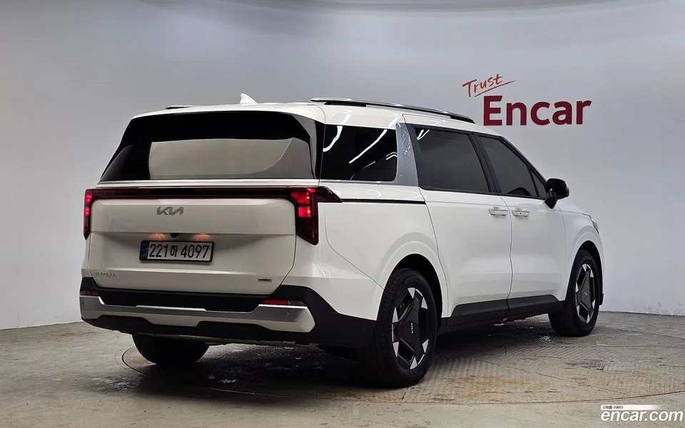 Kia Carnival HEV 9 2024 — миниатюра 2
