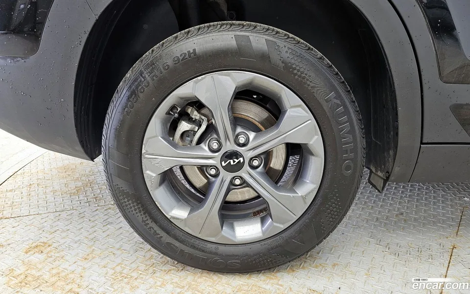 Kia Seltos 1.6 2WD 2022 — миниатюра 2