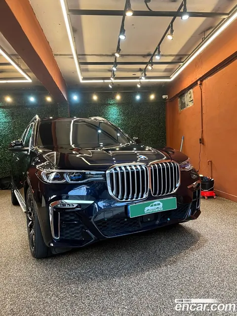 BMW X7 2022 купить в Москве