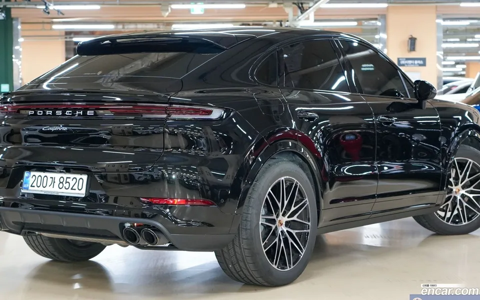 Porsche Cayenne 3.0 2026 — миниатюра 2