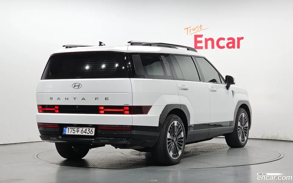 Hyundai SantaFe HEV 1.6 4WD 2024 — миниатюра 2
