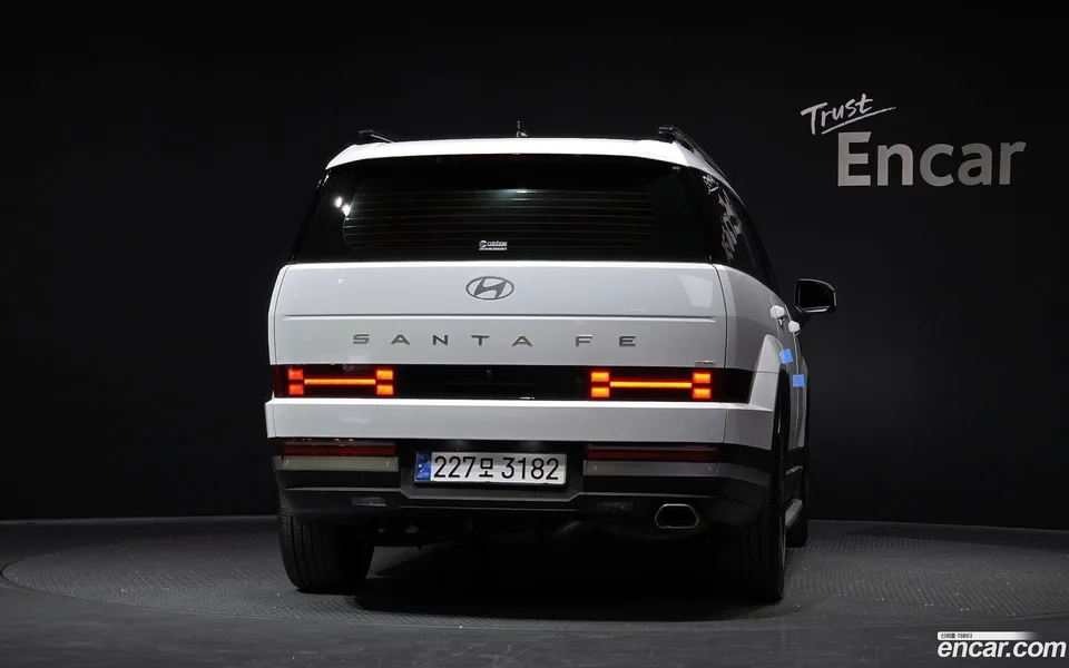 Hyundai SantaFe 2.5T 4WD 2024 — миниатюра 4