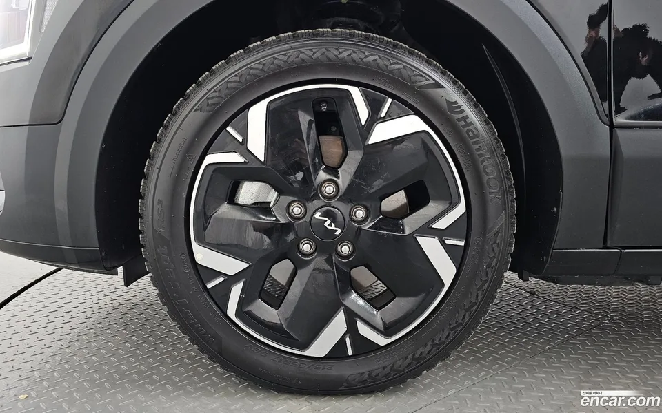 Kia Niro EV 2023 — миниатюра 5