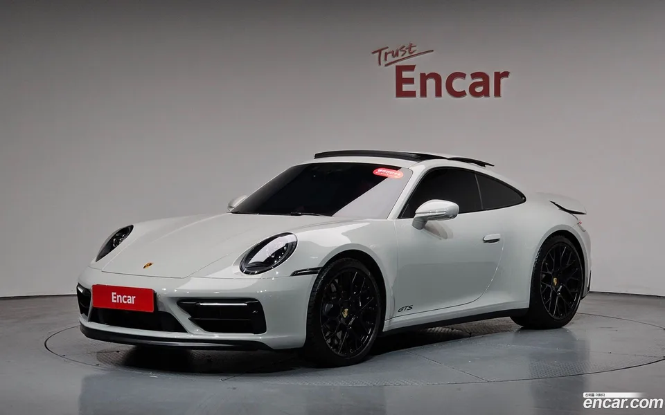 Porsche 911 (992) GTS 2023 — фото 1, купить с доставкой в Москву