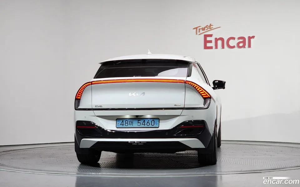 Kia EV6 2022 — миниатюра 4
