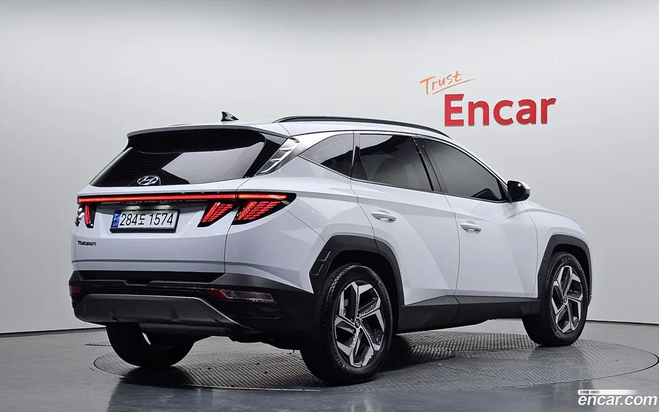 Hyundai Tucson 1.6 2WD 2022 — миниатюра 2