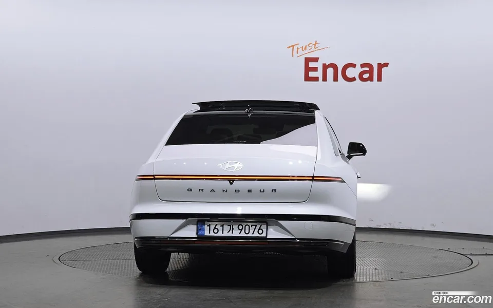 Hyundai Grandeur Hybrid 2024 — миниатюра 4