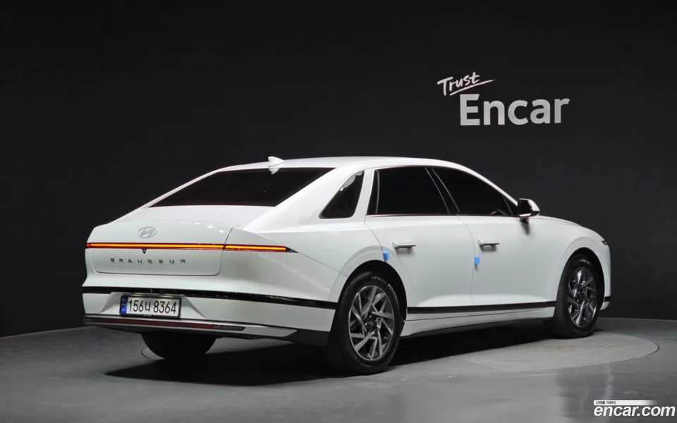 Hyundai Grandeur 2.5 2WD 2024 — миниатюра 2