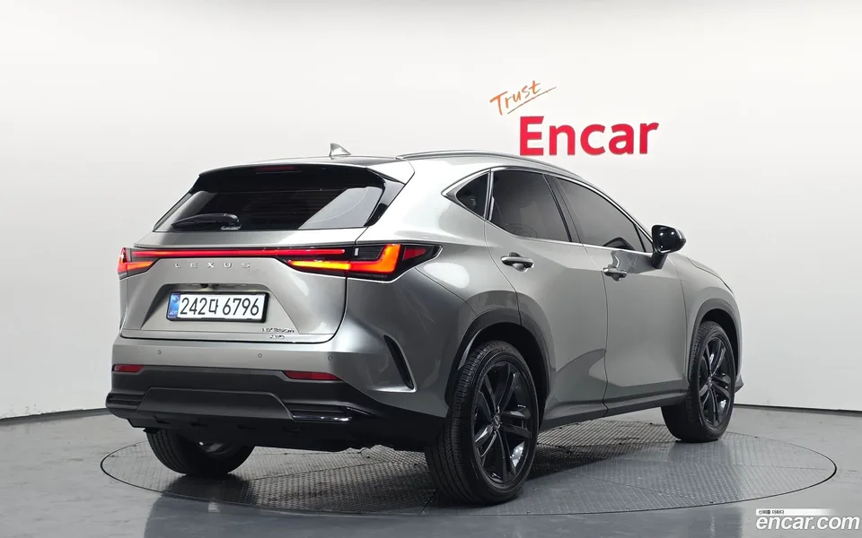 Lexus NX 350h 2025 — миниатюра 2