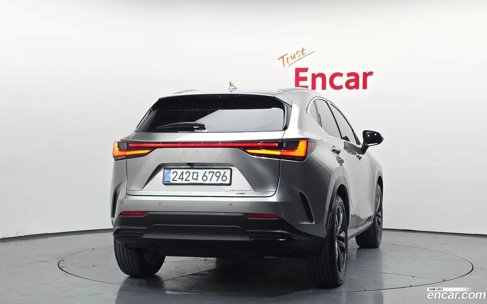 Lexus NX 350h 2025 — миниатюра 4